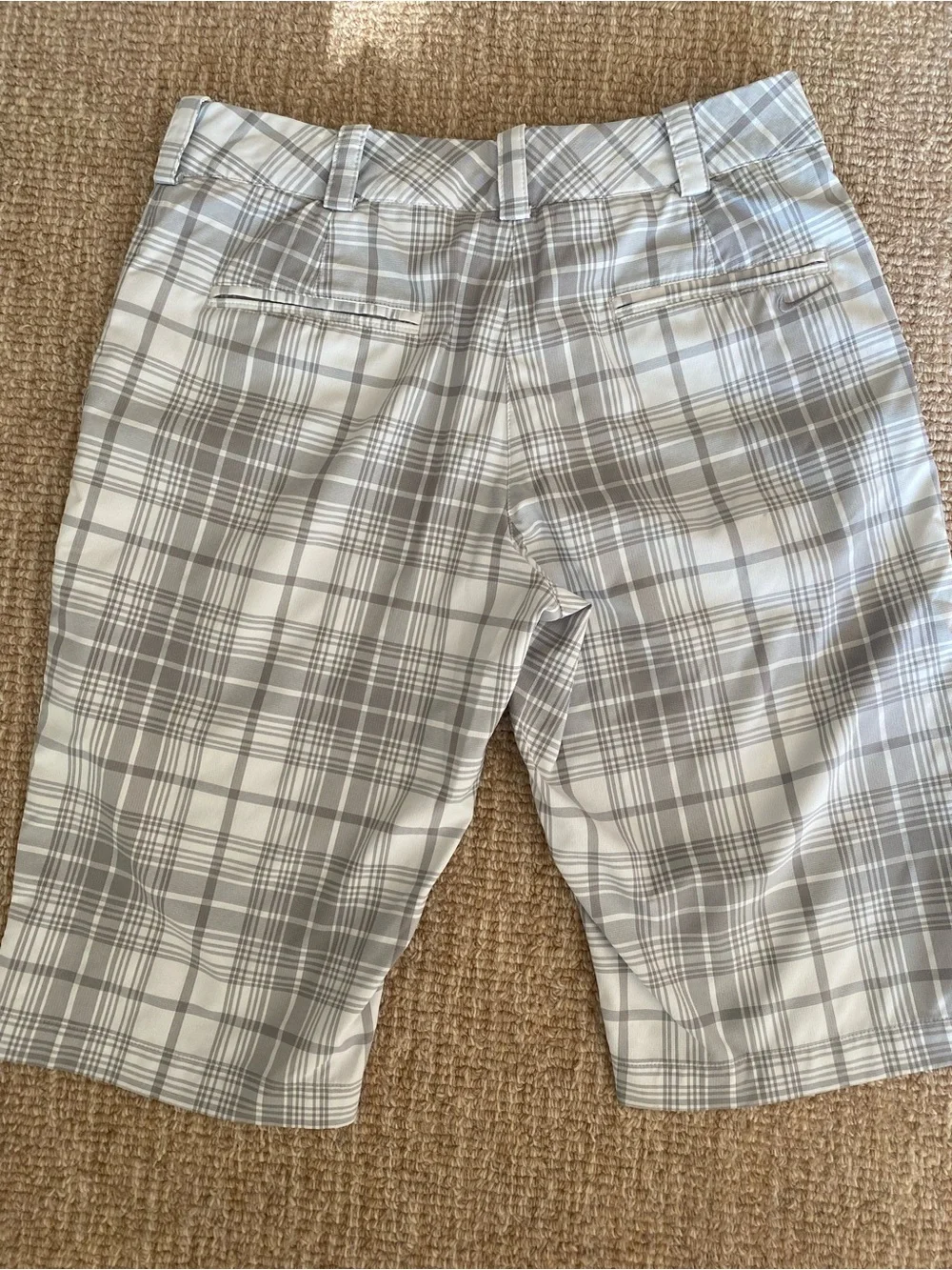 Nike Dri-Fit Woman’s Golf Gray Plaid Flat-Front Shorts
